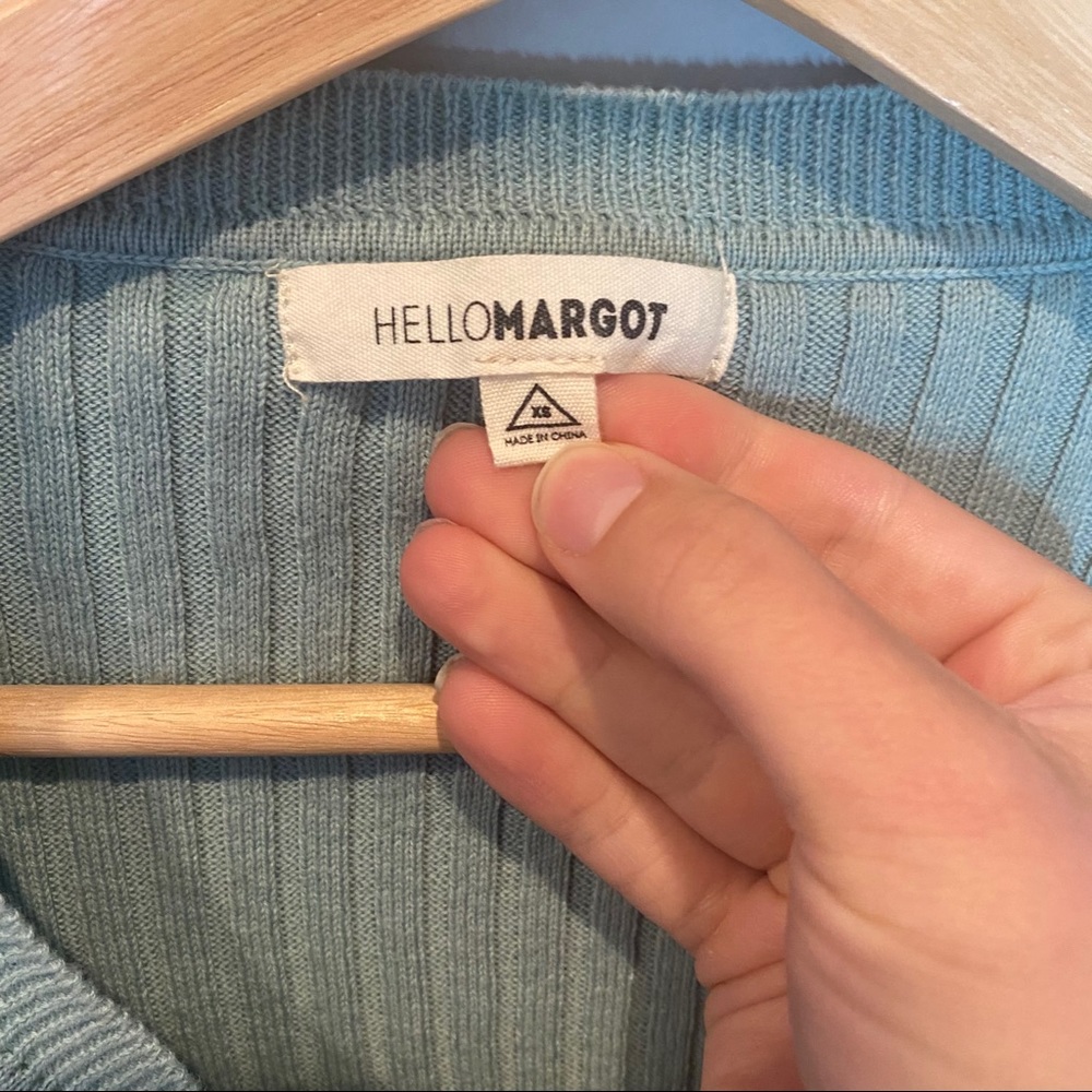 UO Hello Margot Cropped Ribbed tee - Picture 3 of 6